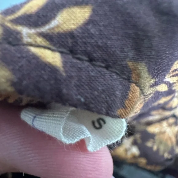 Dôen Brown and Cream Norma Fern Grove Floral Long Sleeve Blouse - Picture 6 of 6